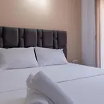 Отель Elite
