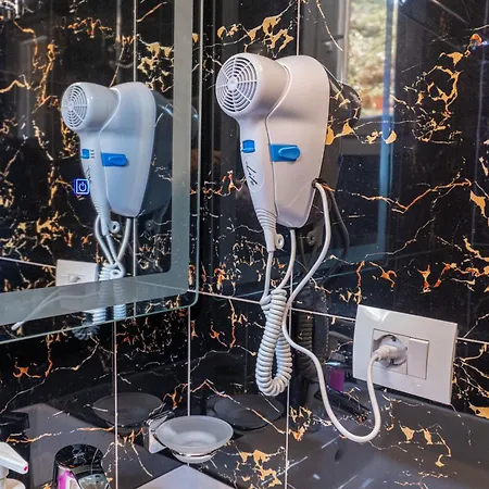 Elite Hotel