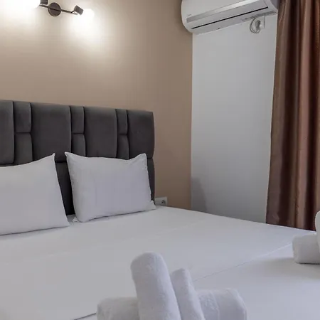 Elite Hotel 4*