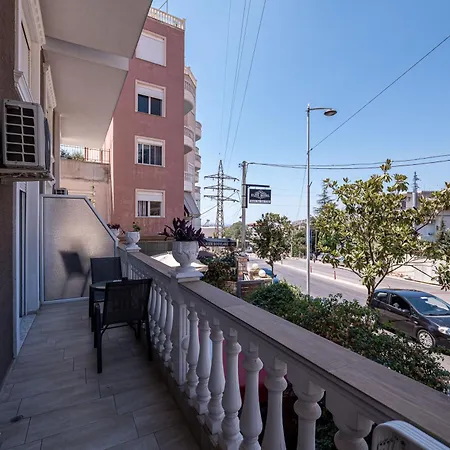 Elite Sarande